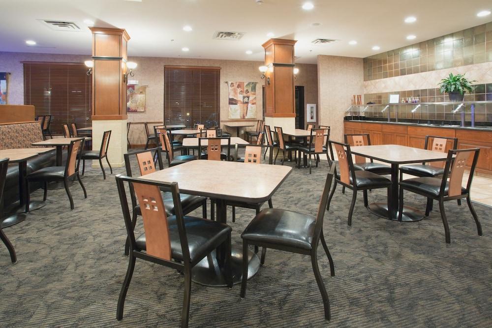 Holiday Inn Express & Suites Trinidad By Ihg Exteriör bild