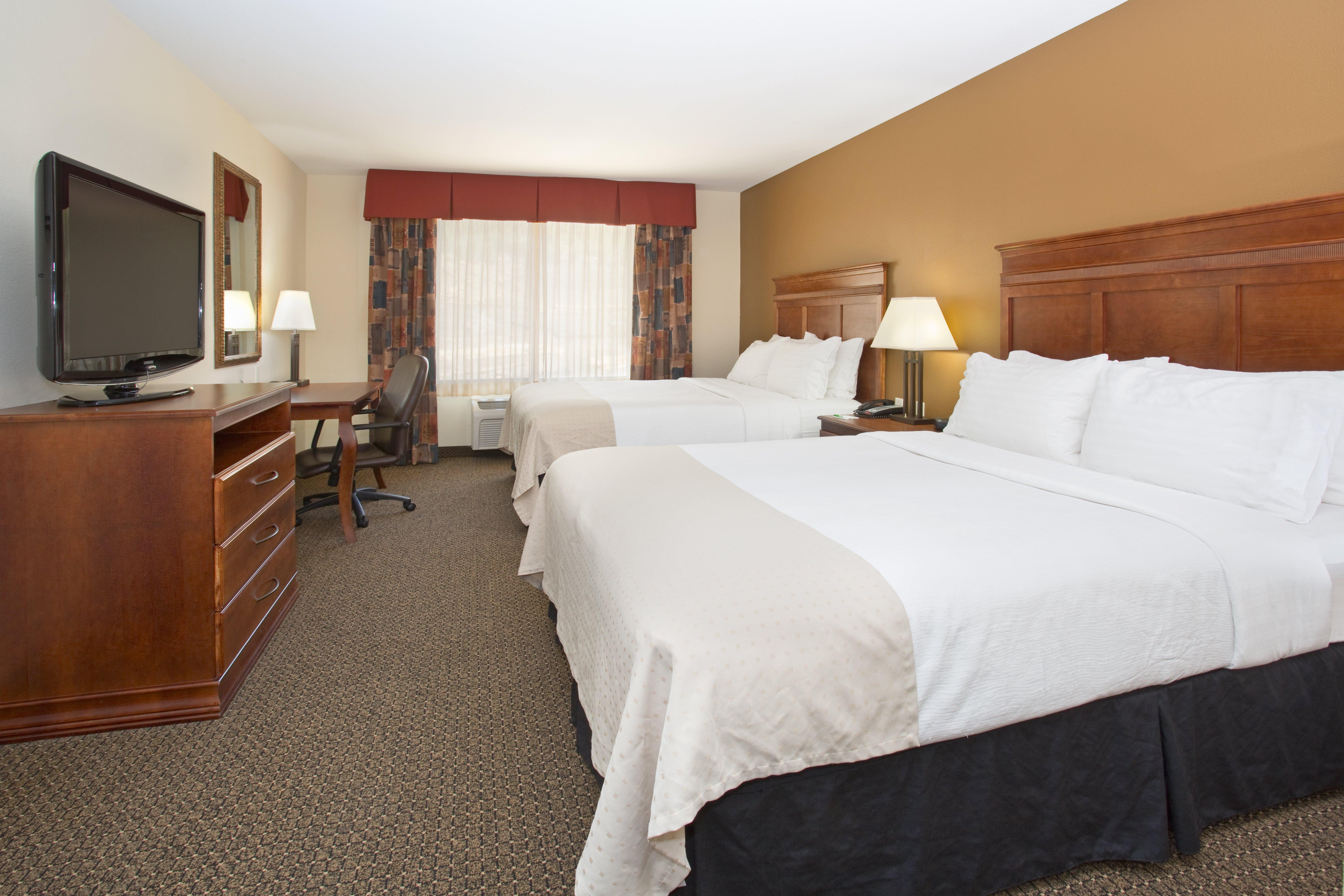 Holiday Inn Express & Suites Trinidad By Ihg Exteriör bild
