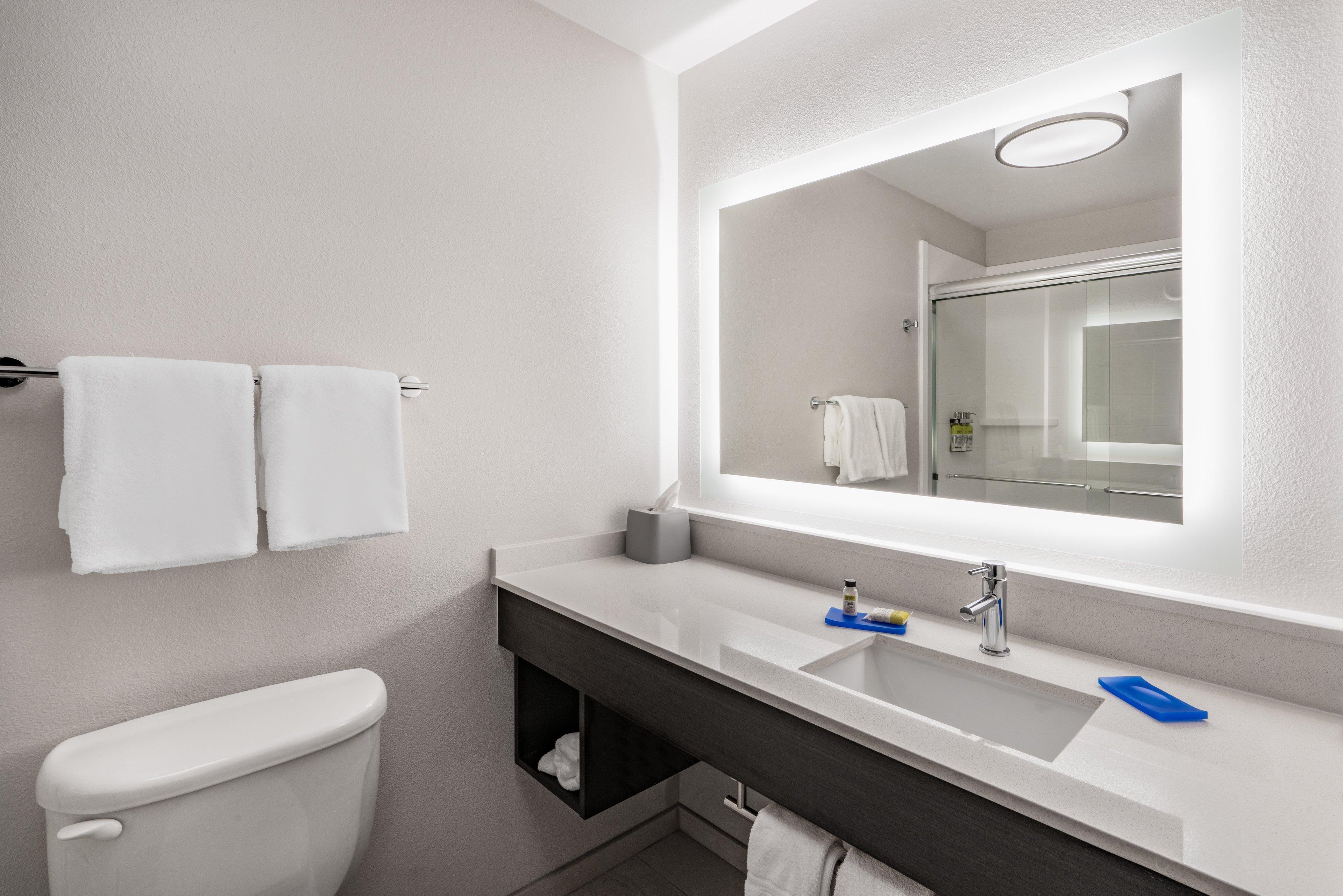 Holiday Inn Express & Suites Trinidad By Ihg Exteriör bild