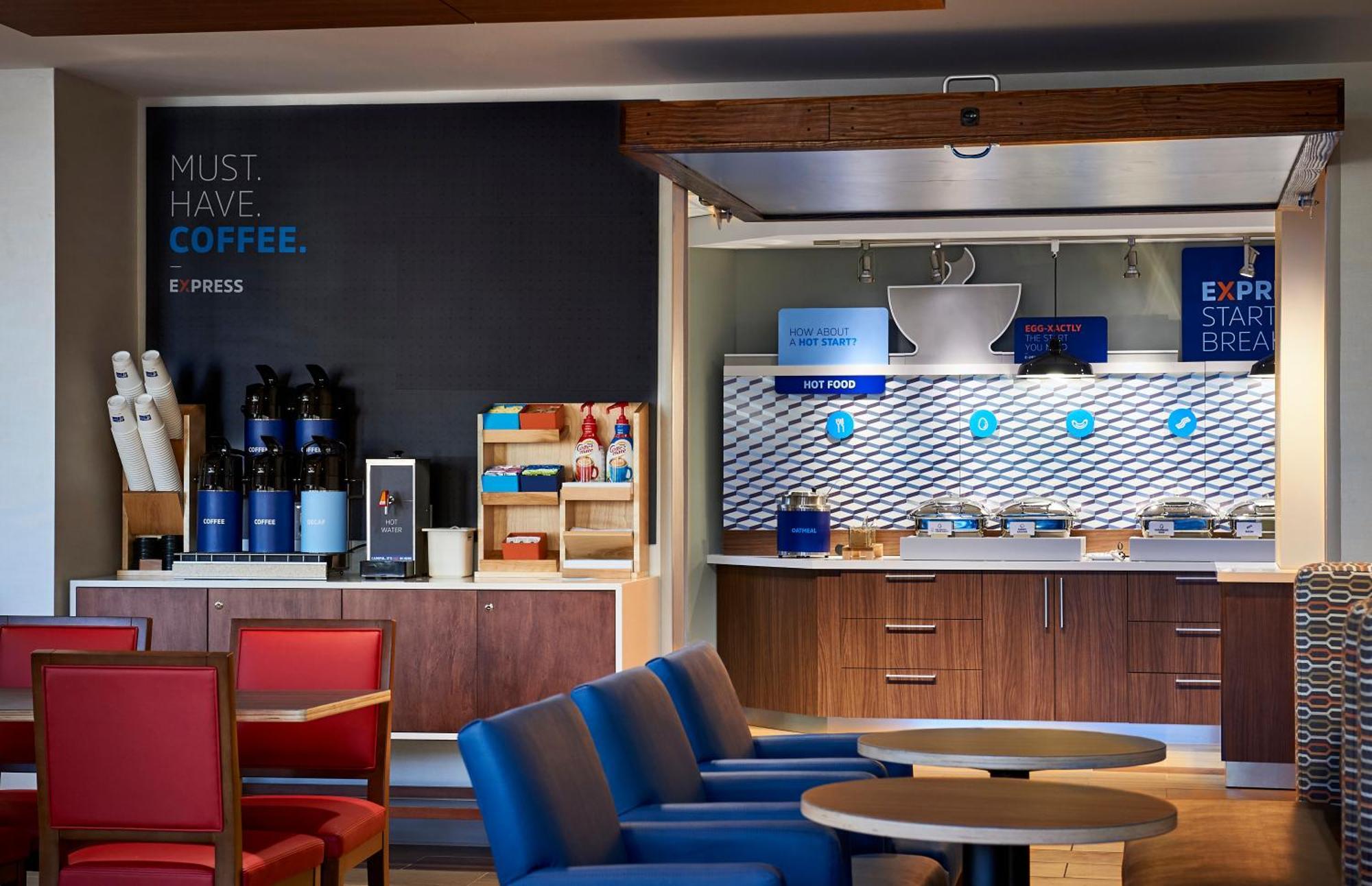 Holiday Inn Express & Suites Trinidad By Ihg Exteriör bild