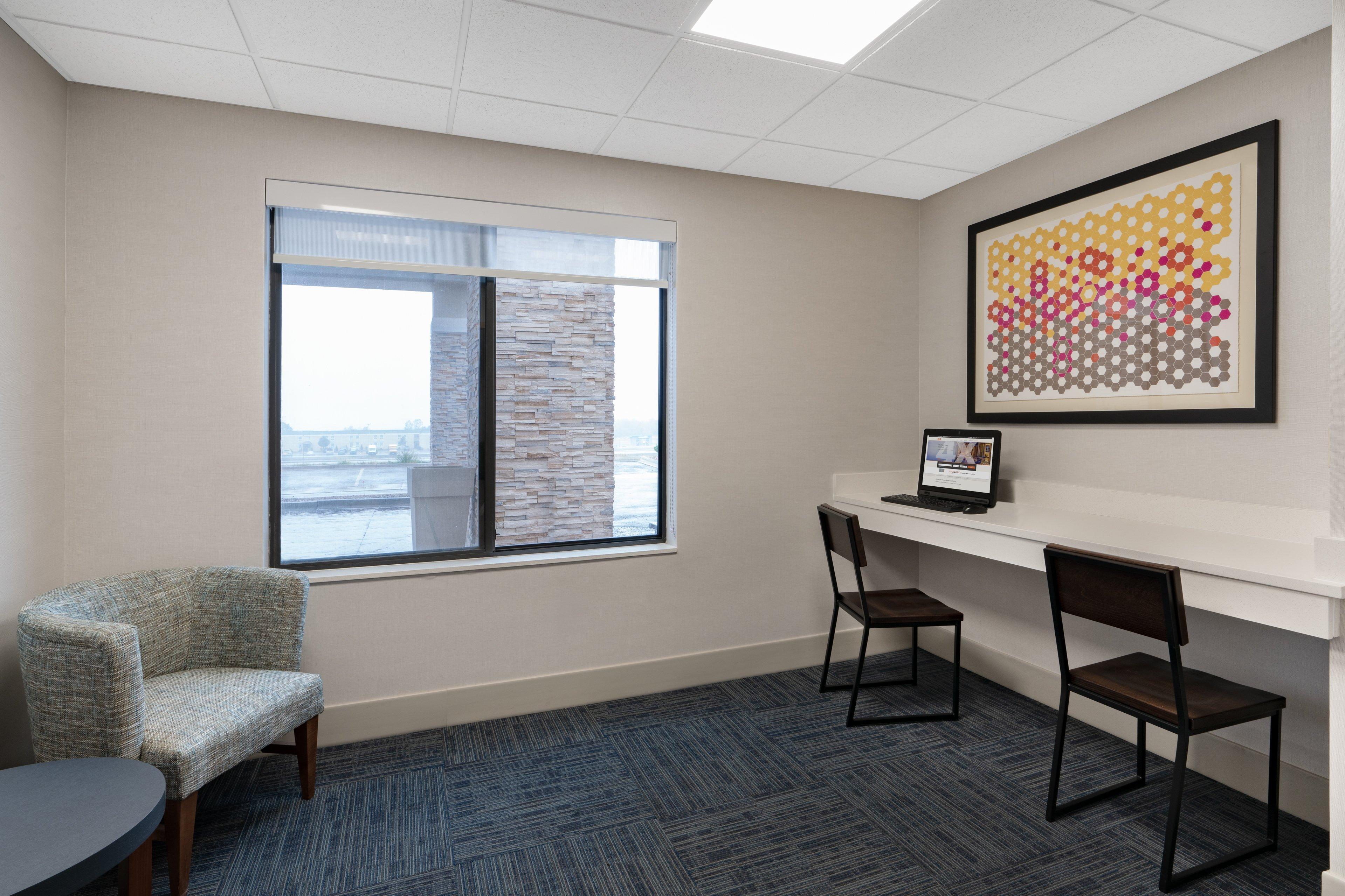 Holiday Inn Express & Suites Trinidad By Ihg Exteriör bild