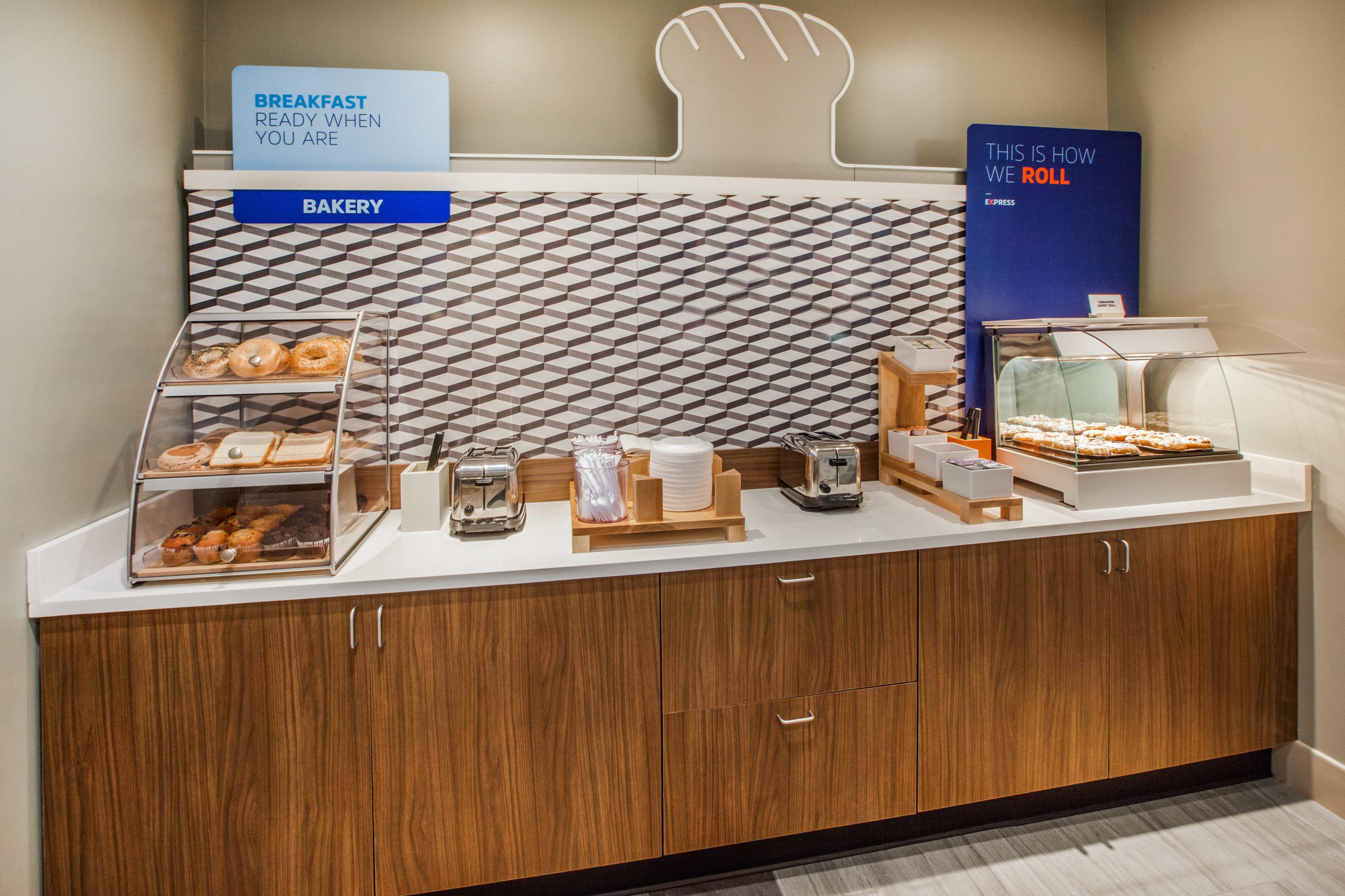 Holiday Inn Express & Suites Trinidad By Ihg Exteriör bild