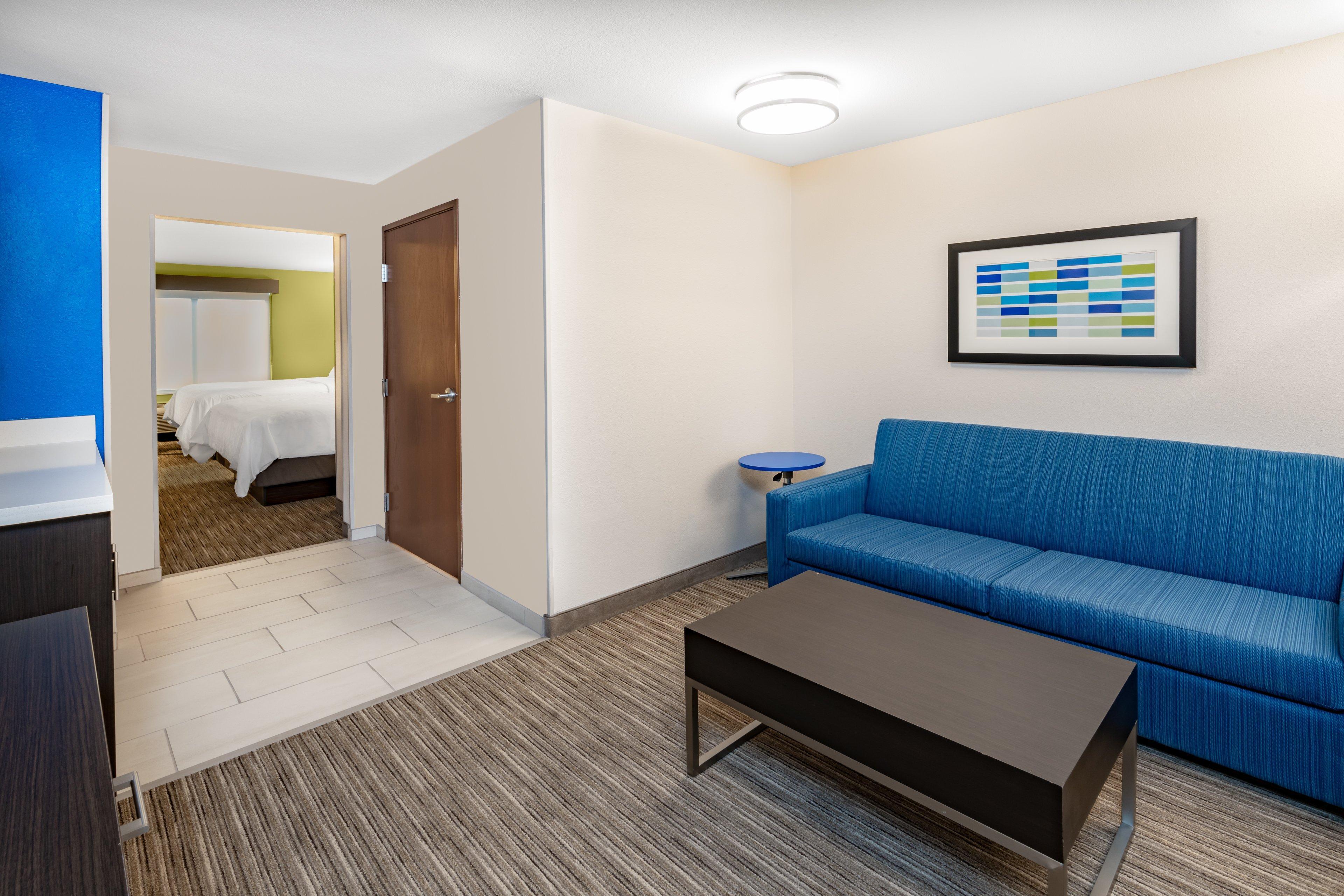 Holiday Inn Express & Suites Trinidad By Ihg Exteriör bild
