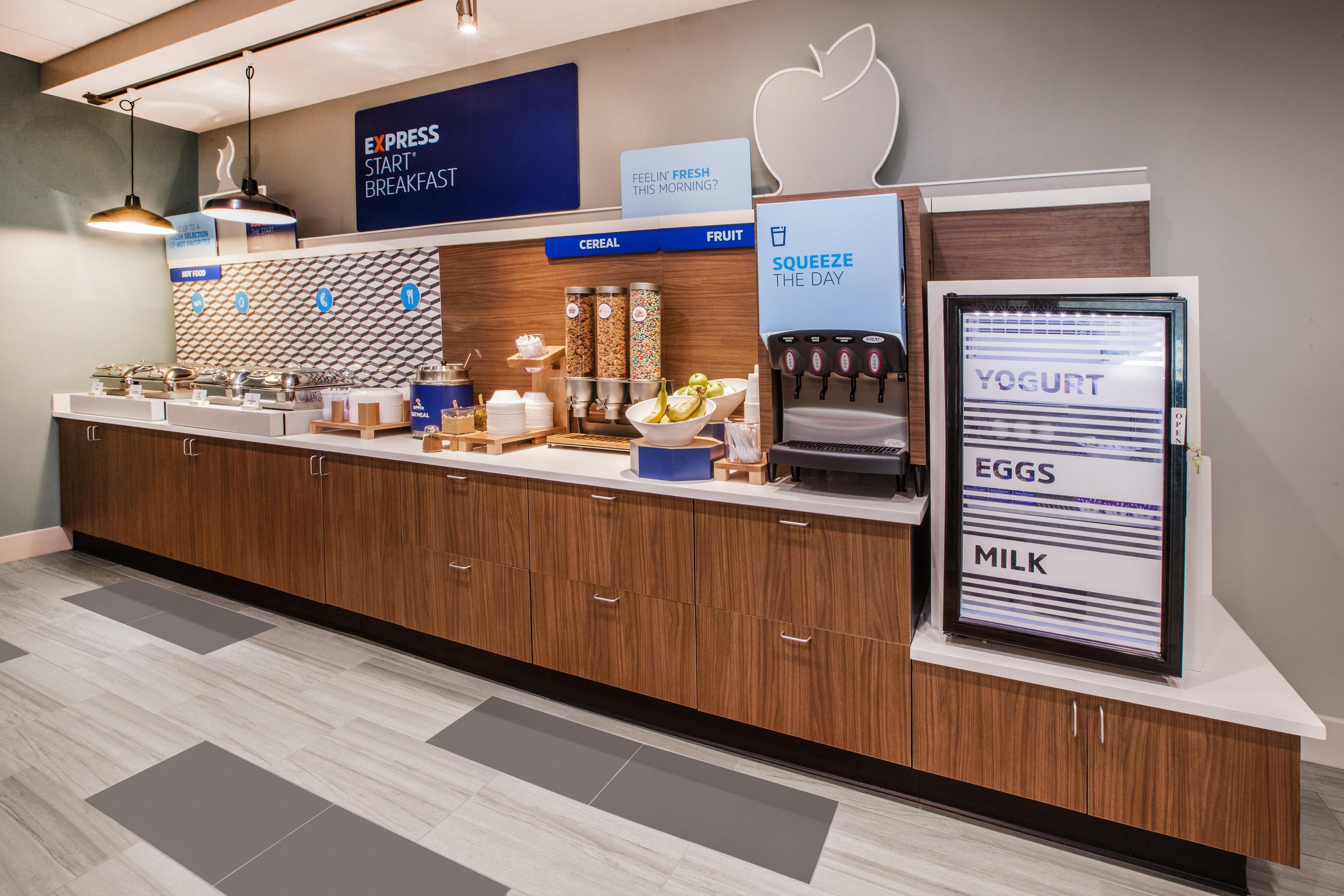 Holiday Inn Express & Suites Trinidad By Ihg Exteriör bild